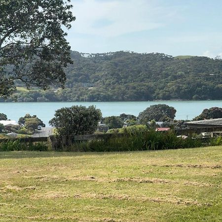 Raglan Seaview Cabin Exterior photo