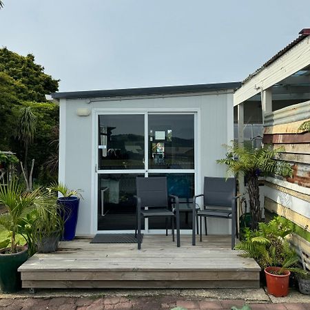 Raglan Seaview Cabin Exterior photo