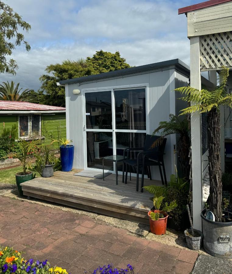 Raglan Seaview Cabin Exterior photo